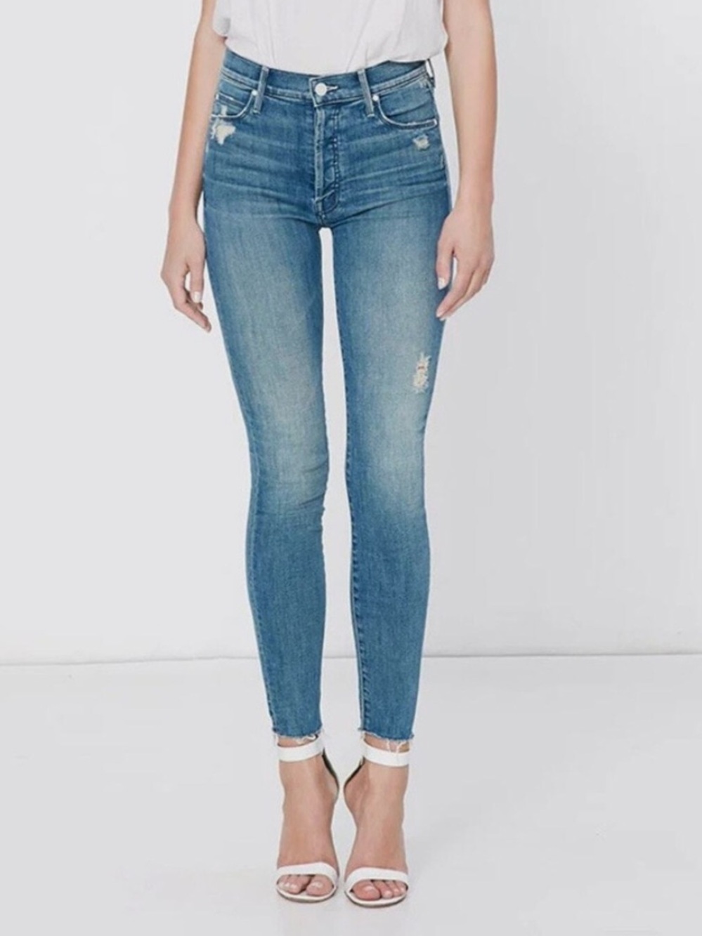 MOTHER The Stunner Ankle Fray Graffiti Girl Jeans Size 30 Distressed